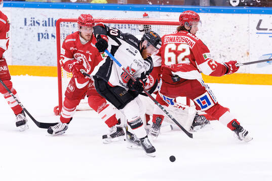 Troja/Ljungbys Daniel Karlsson Thörnros och Hudiksvalls