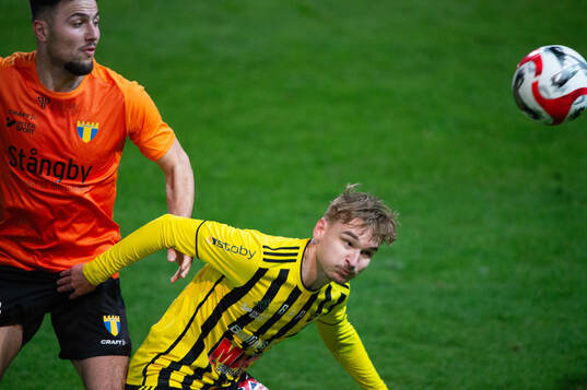 IFK Hässleholms Amir Ramanovski i matchen i division 2
