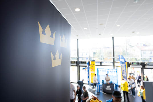 The three crowns