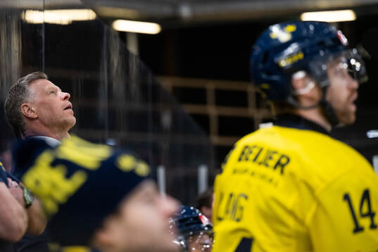 Assistant coach Nicklas Rahm of Sweden
