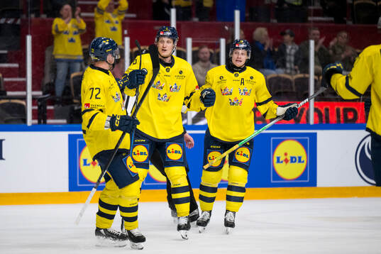 Tim Heed, Gabriel Carlsson and Anton Bengtsson of Sweden