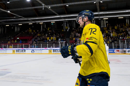 Tim Heed of Sweden celebrates