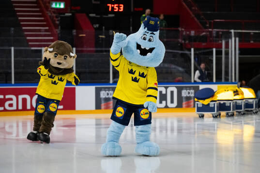 The mascot Puckey