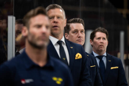 Assistant coach Nicklas Rahm, head coach Sam Hallam and