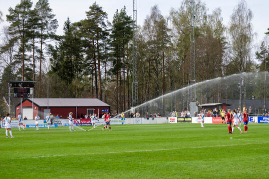 Vittsjös IP sprnkelsystemet kör igång mitt