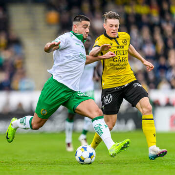 Hammarbys Jusef Erabi och Mjällbys Elliot Stroud