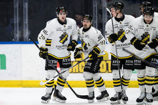 AIKs Daniel Ljungman jublar