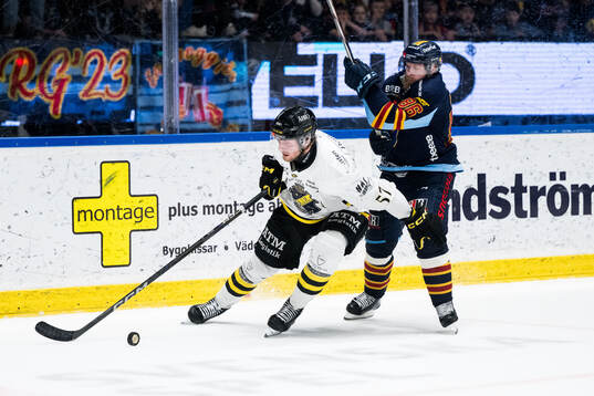 AIKs Alfred Barklund och Djurgårdens Linus Klasen