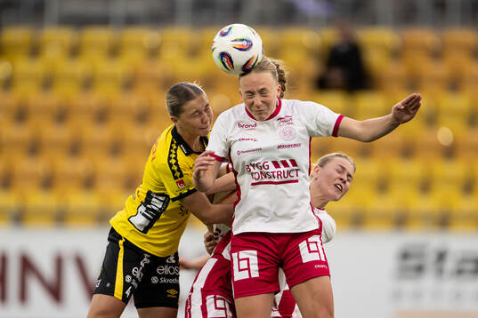 Elfsborgs Alice Broman och IK Uppsalas Thindra Mattsson