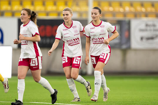 IK Uppsalas Stina Leffler jublar