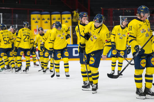 Filip Hållander of Sweden looks dejected