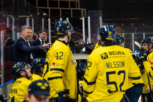 Assistant coach Nicklas Rahm