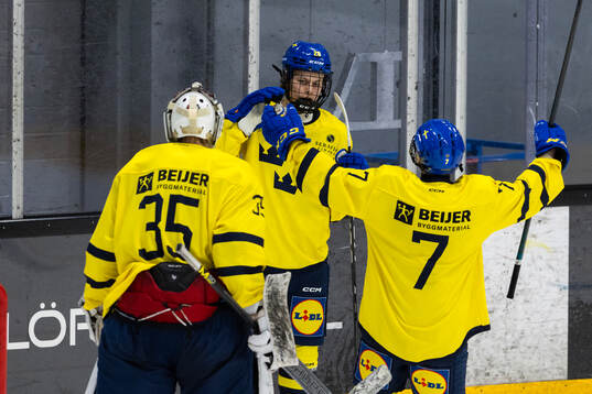 Tom Bjurman of Sweden celebrates