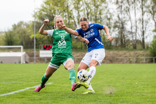IK Zeniths Sara Baldebo och Halmstads Ida Olsson