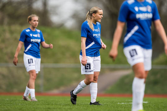 Halmstads Stina Theander deppar