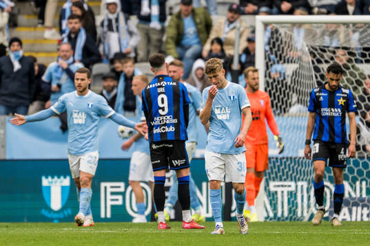 Malmö FFs Hugo Bolin deppar