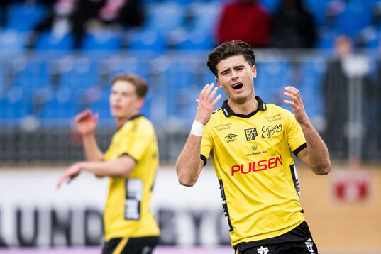 Elfsborgs Besfort Zeneli deppar