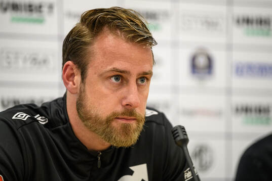 Degerfors tränare William Lundin på presskonferensen