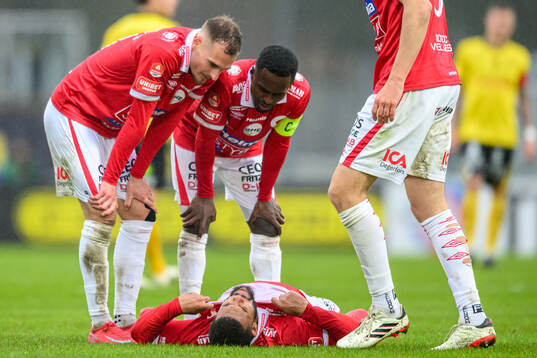 Degerfors Leon Hien har ont