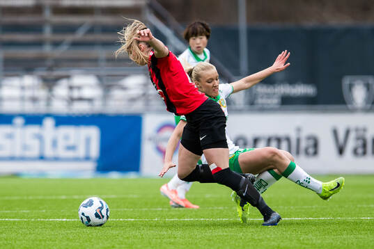 Brommapojkarnas Frida Thörnqvist och Hammarbys Smilla