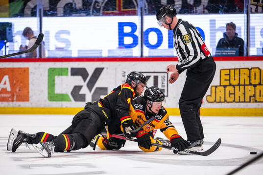 Brynäs Charles-Édouard D'astous och Luleås Pontus