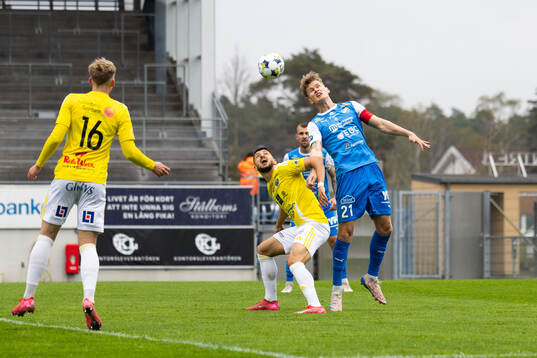 Falkenbergs Leonardo Farah Shahin och Oddevolds Alexander