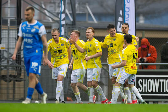 Falkenbergs Albin Andersson jublar