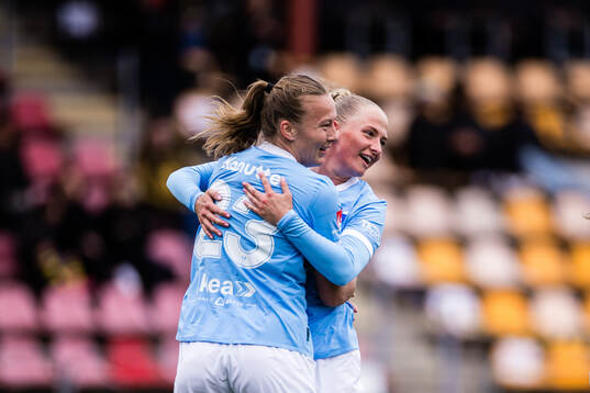 Malmö FFs Sara Kanutte Sørensen Fornesm, Tuva Skoog jublar