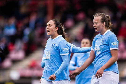 Malmö FFs Isabella D'Aquila och Sara Kanutte Sørensen