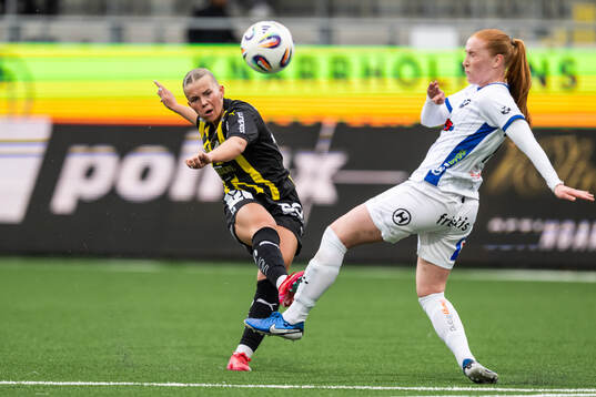 Häckens Matilda Nildén och Växjö DFFs Tilde Johansson