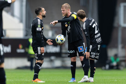 Örebros Alai Hussain Ghasem, Karl Holmberg och Linus
