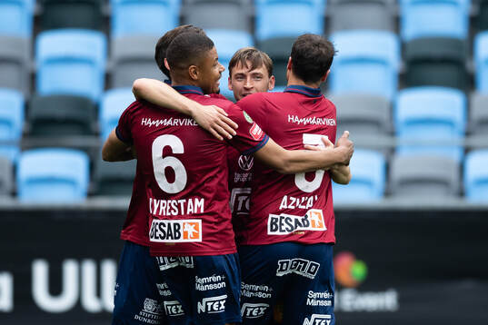 Örgrytes William Svensson jublar