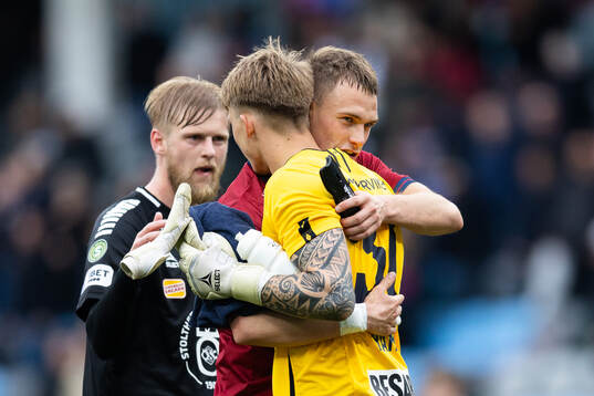 Örgrytes Christoffer Styffe och målvakt Alex Rahm