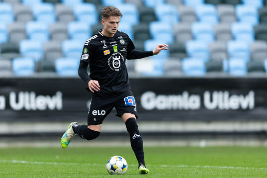 Örebros Erik McCue