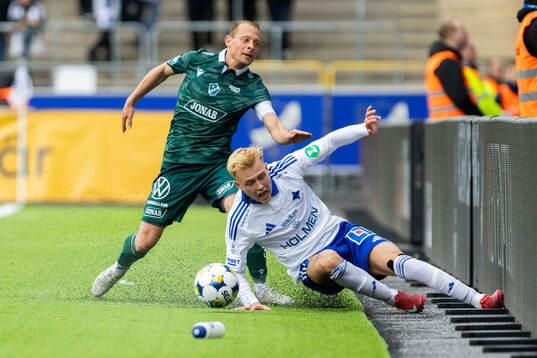 Halmstads Joel Allansson och IFK Norrköpings Isak Andri