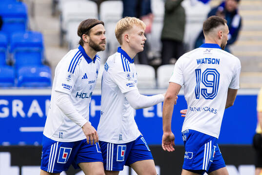 IFK Norrköpings Isak Andri Sigurgeirsson jublar med