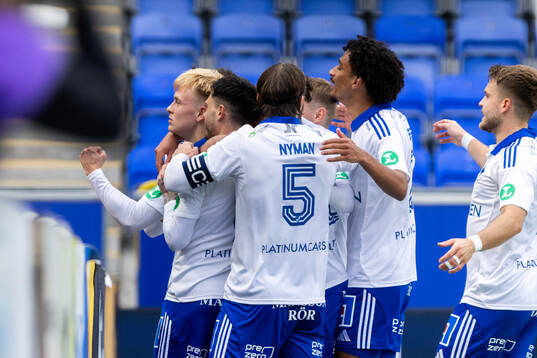 IFK Norrköpings Isak Andri Sigurgeirsson jublar med