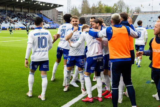 IFK Norrköpings Amadeus Sögaard jublar med Christoffer