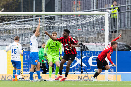 Brommapojkarnas Kaare Brøckner Barslund gör 3-2
