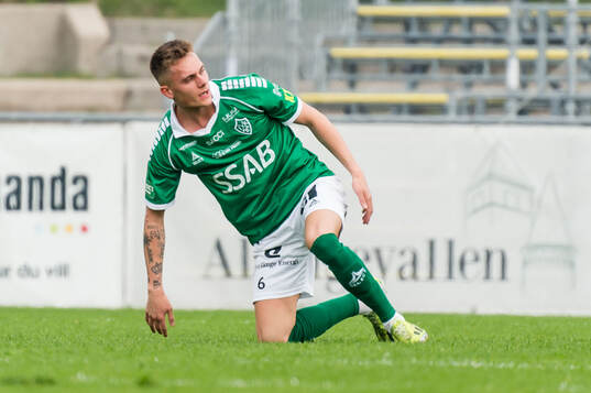 Brages Marinus Larsen lämnar planen