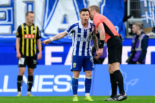IFK Göteborgs Eman Markovic reagerar