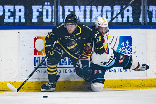 AIKs Oskar Magnusson och Djurgårdens Arvid Costmar