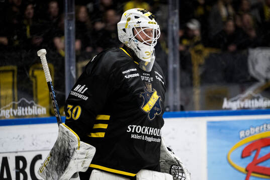 AIKs målvakt Victor Brattström
