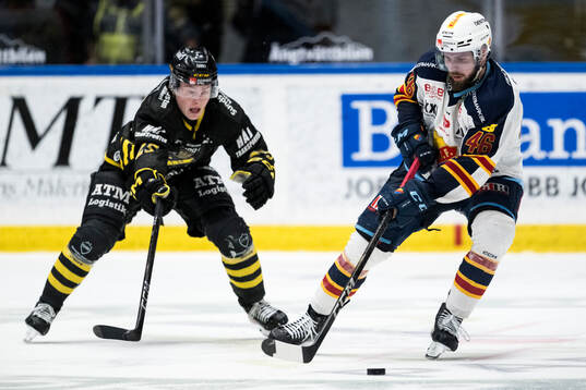 AIKs Theo Hårdstam och Djurgårdens Albin Grewe