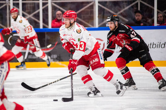 Troja/Ljungbys Daniel Karlsson Thörnros och Hudiksvalls