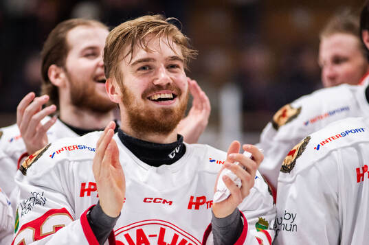 Troja/Ljungbys Isak Salqvist jublar