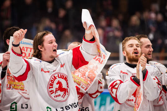 Troja/Ljungbys Carl-Henrik Edwardsson jublar