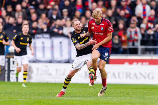 AIKs John Guidetti och Östers Mattis Adolfsson
