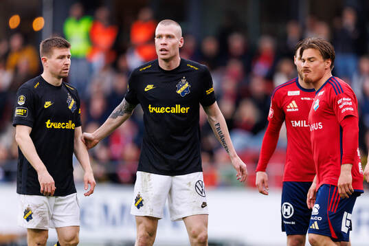 AIKs Mads Døhr Thychosen, Thomas Poppler Isherwood och