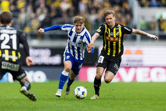 IFK Göteborgs Felix Eriksson och Häckens Samuel Leach Holm